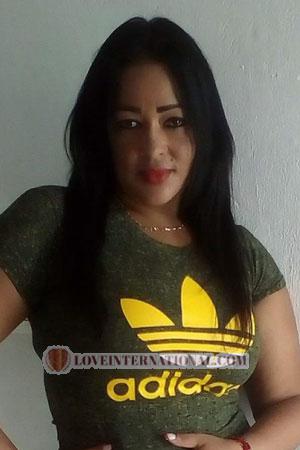 180491 - Yarlen Age: 49 - Colombia