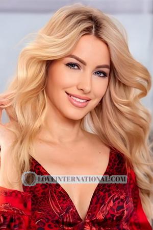 211424 - Diana Age: 44 - Ukraine