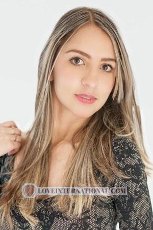 223712 - Karina Age: 31 - Colombia