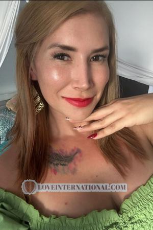 225110 - Catalina Age: 41 - Costa Rica