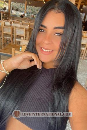 226398 - Yislaine Age: 34 - Colombia