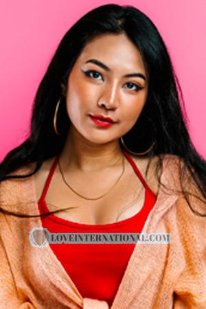 227305 - Warachaya Age: 25 - Thailand