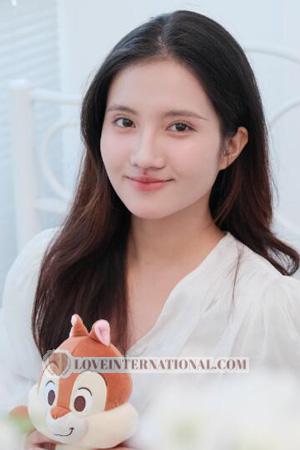 229428 - Ngoc Trang Age: 20 - Vietnam